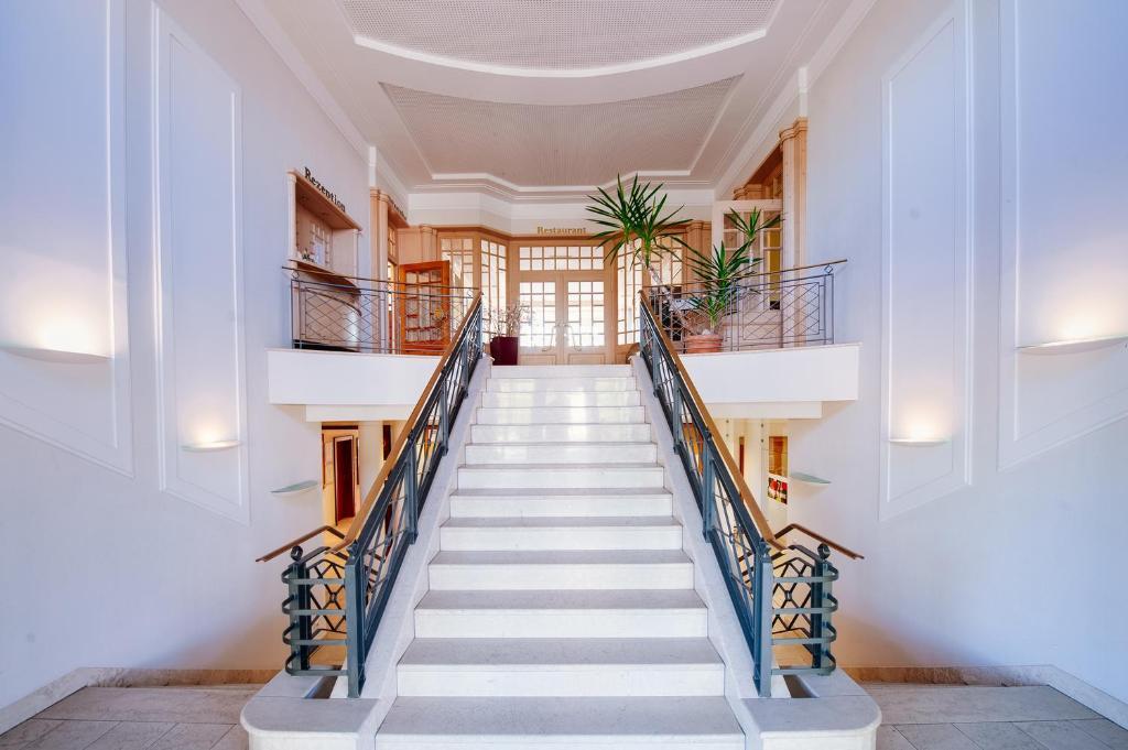 Landgasthof Gut Deutenhof Hotell Bad Abbach Exteriör bild