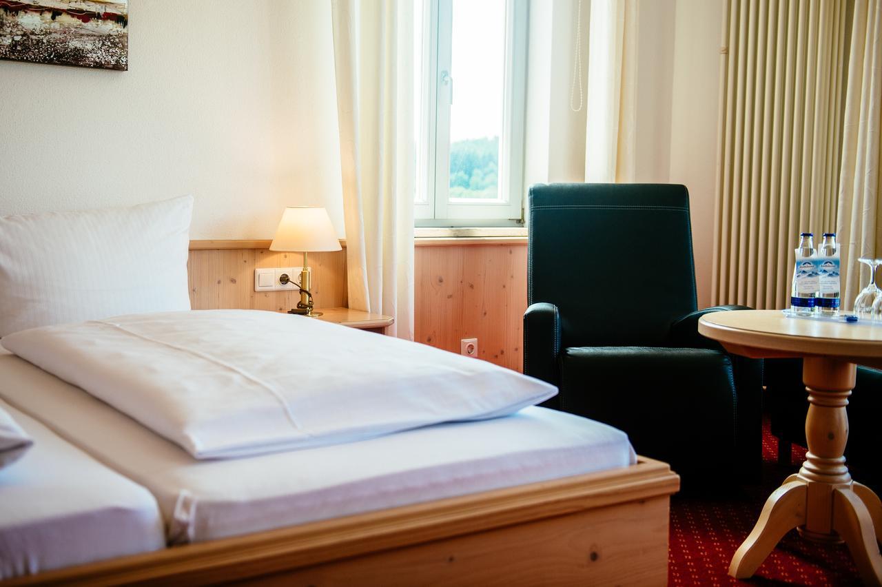 Landgasthof Gut Deutenhof Hotell Bad Abbach Exteriör bild